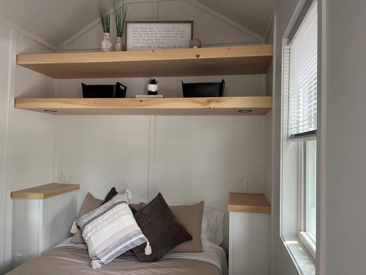 The Tiny Getaway Home Elizabethtown Εξωτερικό φωτογραφία